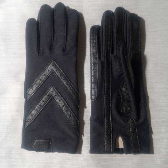Isotoner Vintage Unlined Driving Gloves Black Stretch Boho Retro NIB - Picture 3 of 9